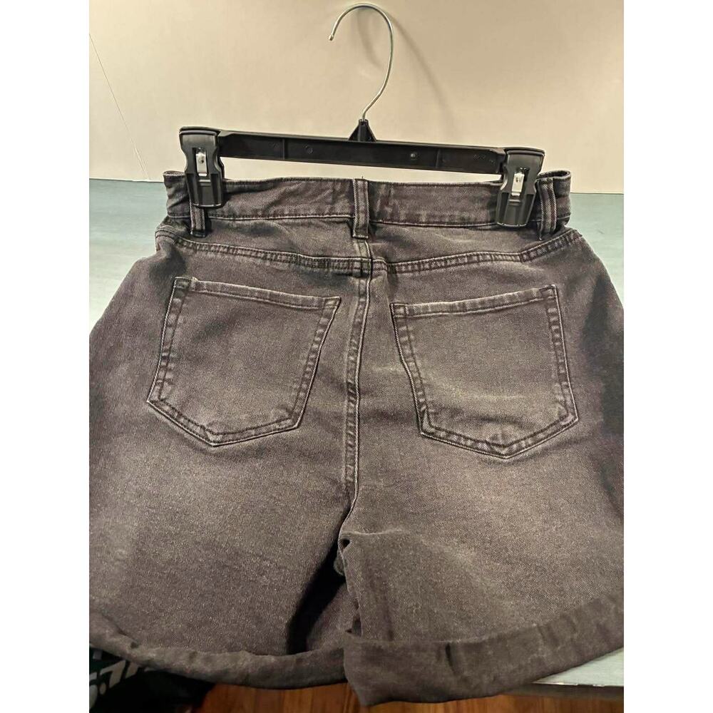 Black Tape Women's Black Washed Denim Shorts‎ Size 28 Cuffed Mid Rise NWT